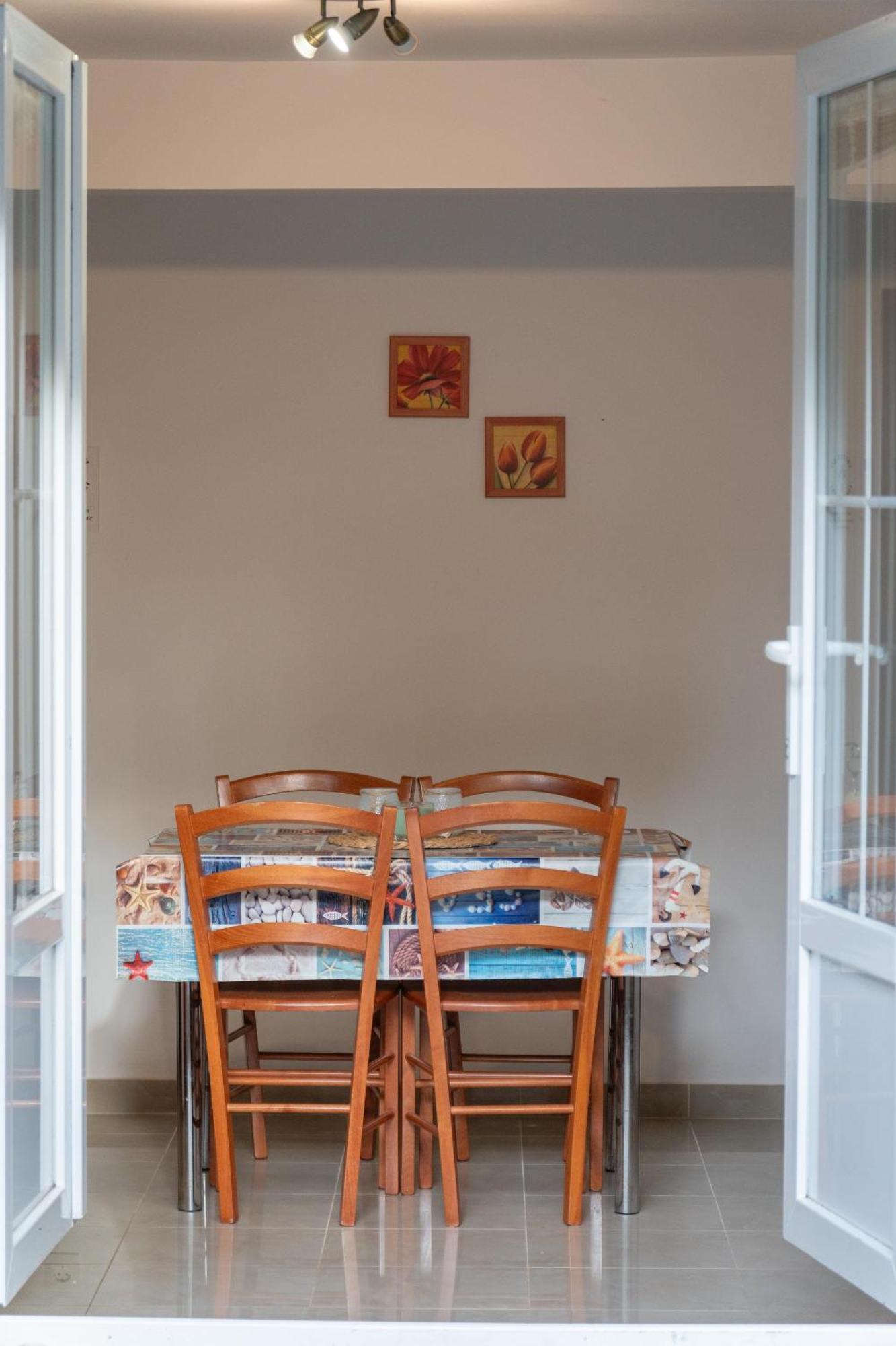 Apartments With A Parking Space Mandre, Pag - 18748 콜란 객실 사진