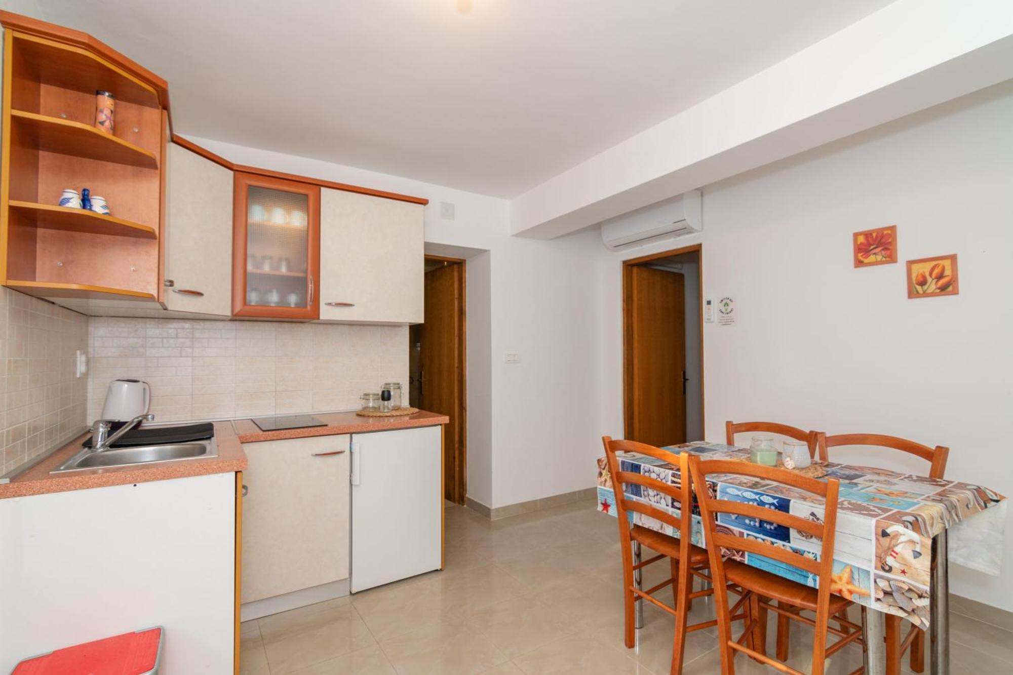 Apartments With A Parking Space Mandre, Pag - 18748 콜란 객실 사진